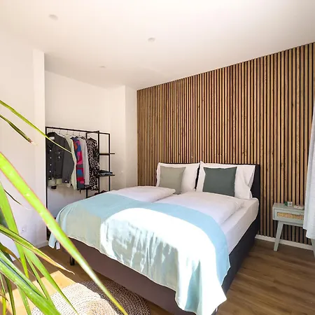 Lorenz Apartment *